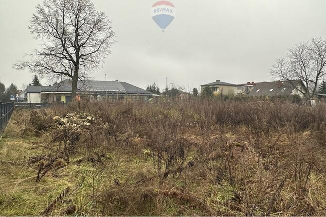 Idealna działka w Brzezince – centrum w zasięgu