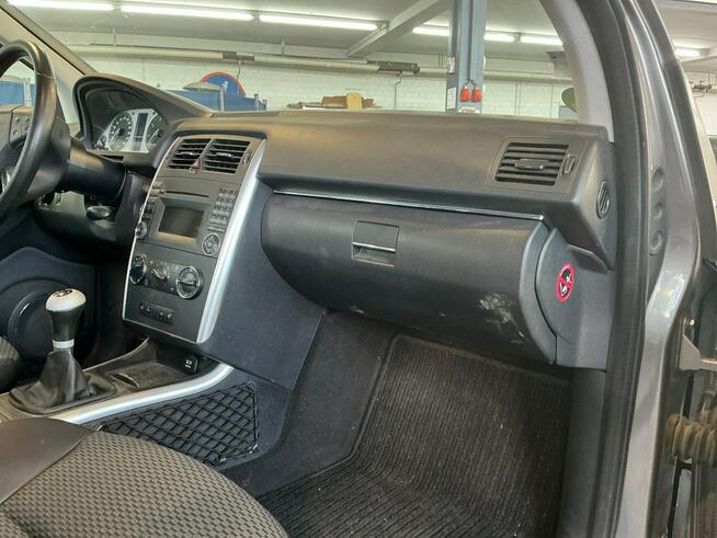 Mercedes B 200 Niski przebieg, manual, parktronik p/t, podgrzewane fotele, isofix