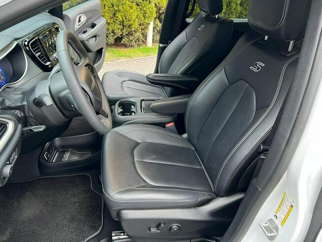 Chrysler Pacifica 3.6 V6 286 KM 7 osób Jak Nowa