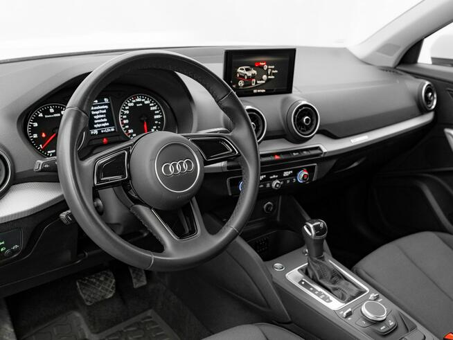 Audi Q2 WZ424GW#35 TFSI S tronic Cz.park LED 2 stref klima Salon PL VAT23%