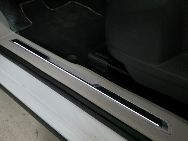 Volkswagen Tiguan R-LINE*2.0 150 koni*kamera cofania*nawigacja*perfekcyjny stan*opłacony