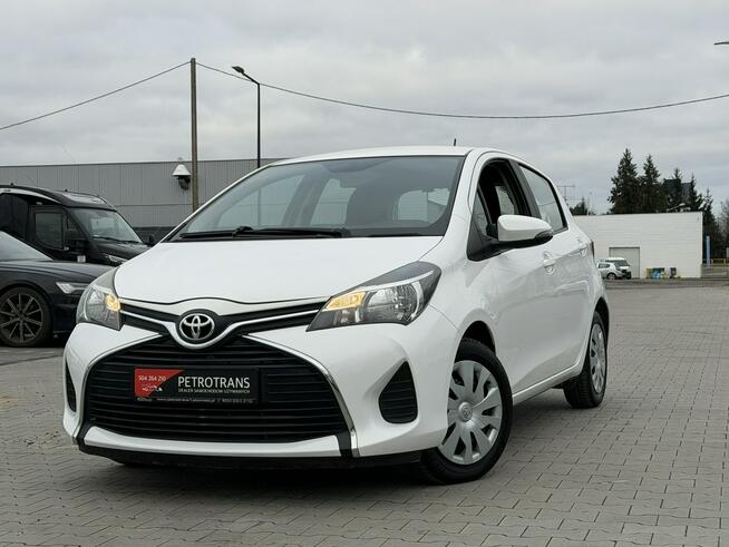 Toyota Yaris 1.0 / 70KM Klimatyzacja Duże Radio Dotykowe 61Tys KM Przebiegu