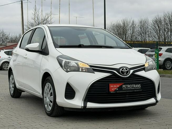 Toyota Yaris 1.0 / 70KM Klimatyzacja Duże Radio Dotykowe 61Tys KM Przebiegu