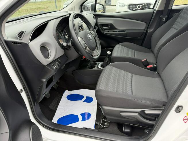 Toyota Yaris 1.0 / 70KM Klimatyzacja Duże Radio Dotykowe 61Tys KM Przebiegu