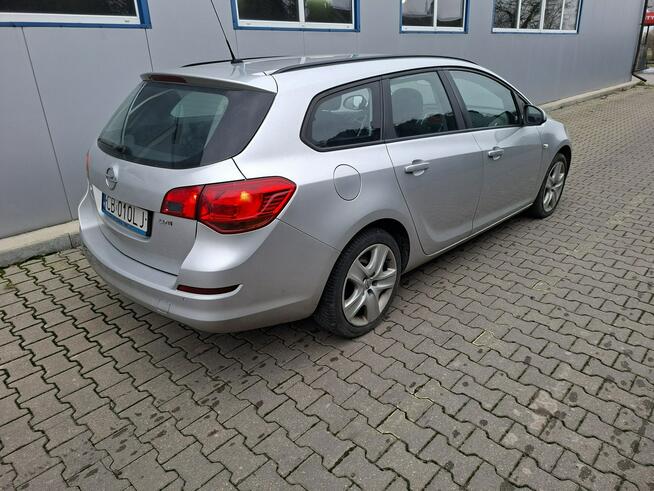 Opel Astra 1.7 diesel klimatyzacja ważne opłaty
