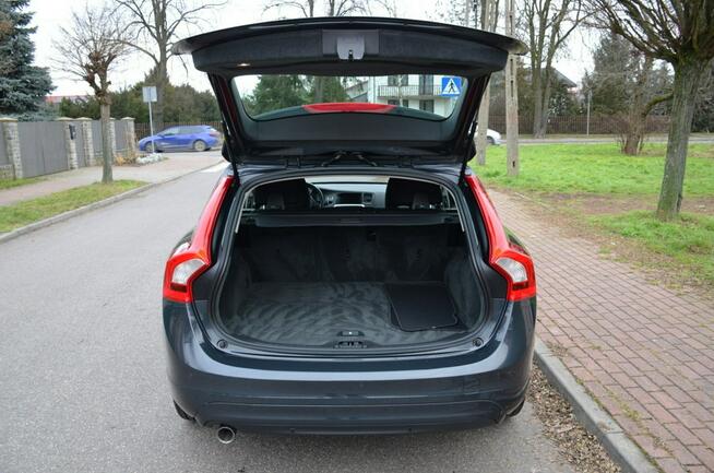 Volvo V60 1.6D2 114KM Serwis Lift LED Navi Start/Stop