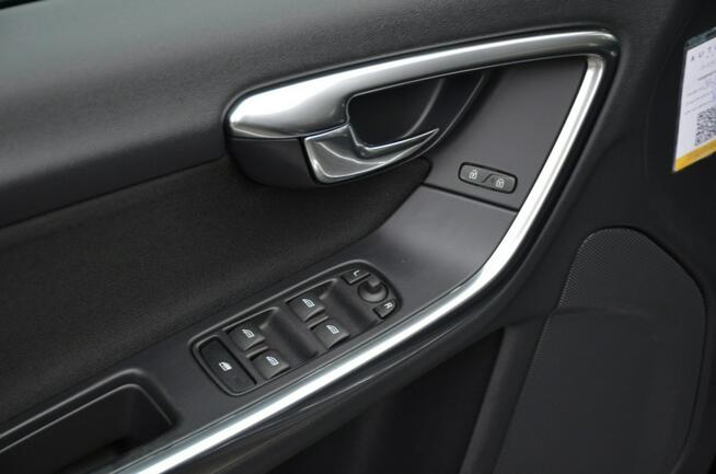 Volvo V60 1.6D2 114KM Serwis Lift LED Navi Start/Stop