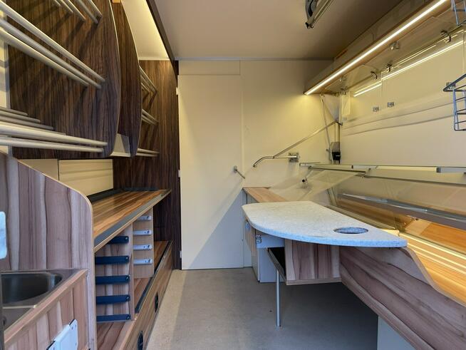 Renault Master Autosklep pieczyw Sklep Gastronomiczny Food Truck Foodtruck Borco 2016