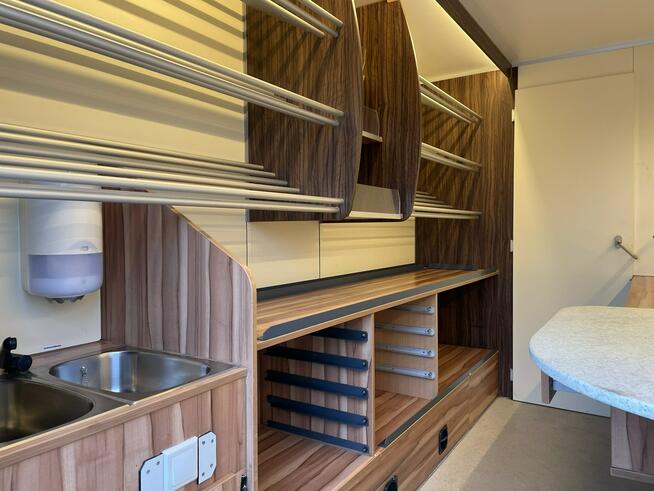 Renault Master Autosklep pieczyw Sklep Gastronomiczny Food Truck Foodtruck Borco 2016