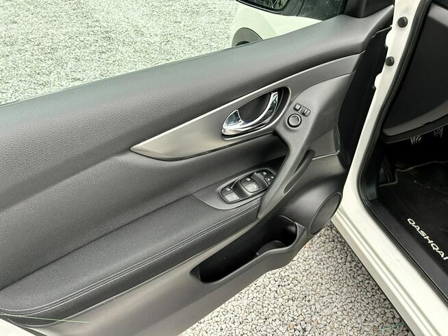 Nissan Qashqai LED, Grzane Fotele/Szyba, Asystenci, Czyt. Znaków, Kamera 360,Panorama