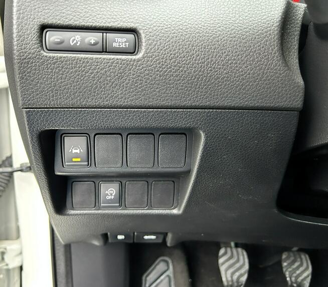 Nissan Qashqai LED, Grzane Fotele/Szyba, Asystenci, Czyt. Znaków, Kamera 360,Panorama