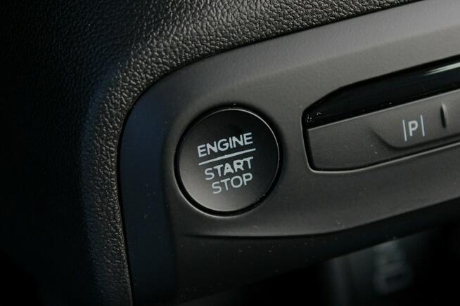 Ford Focus Titanium SalonPL FV23% 125KM Navi LED Tempomat Asystent Pasa Gwarancja