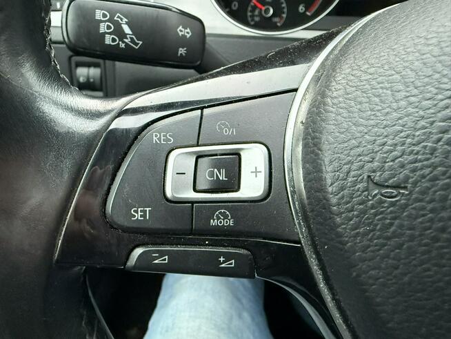 Volkswagen Golf Bezawaryjne serwis ASO 76 tyś. kilometrów