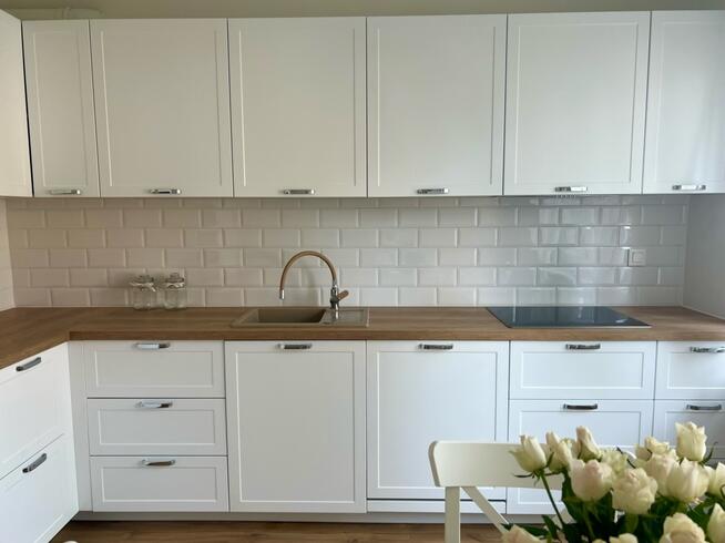 Bezpośrednio! 2 pok+kuchnia, wykończone pod klucz