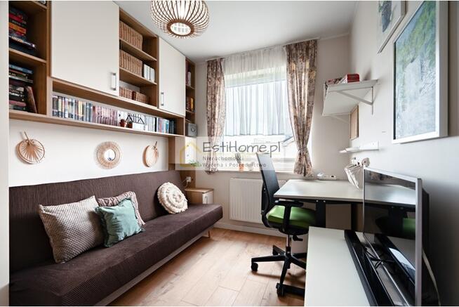 Reda, dwupoziomowe mieszkanie z tarasem i balkonem