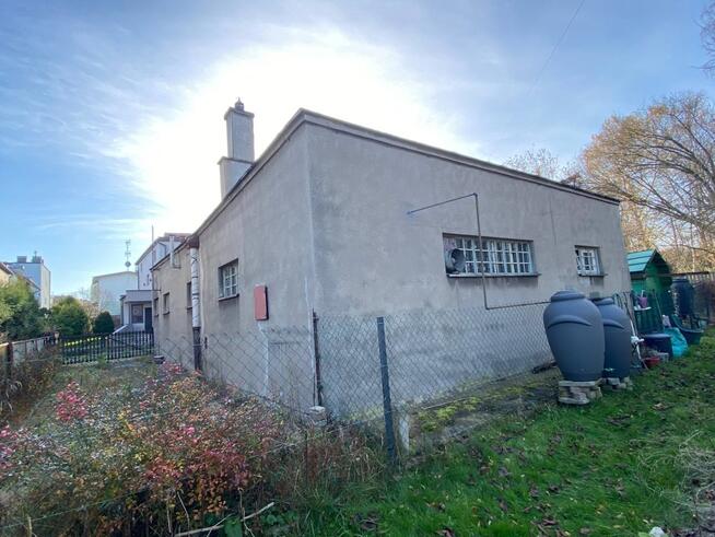 Dom i Bud. Usługowy - warsztat samochodowy