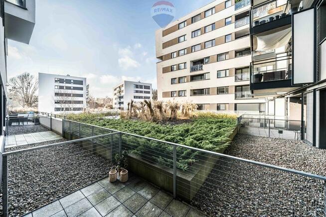 Mieszkanie 10 m2 loggia miejsce postojowe Jeżyce