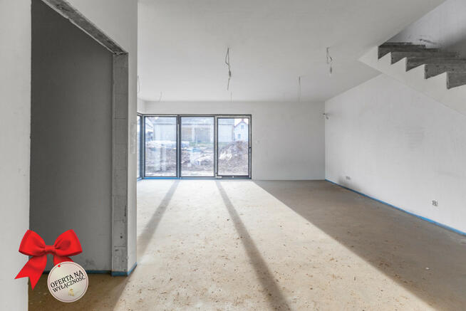 Dom Lublin Szerokie, Ustronna