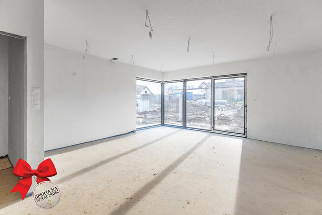 Dom Lublin Szerokie, Ustronna