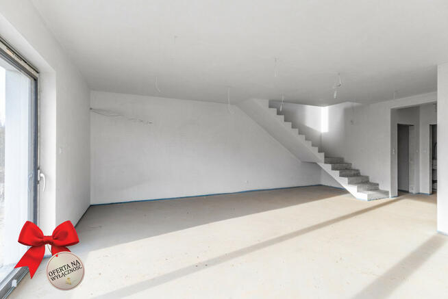 Dom Lublin Szerokie, Ustronna