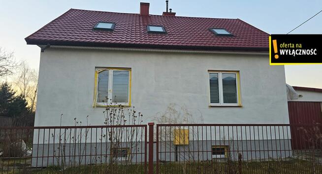 Dom Ostrowiec Świętokrzyski, Wiejska