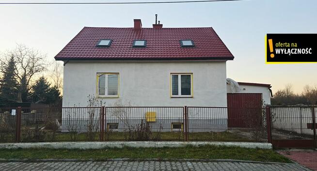 Dom Ostrowiec Świętokrzyski, Wiejska