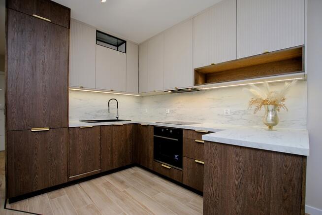 nowe, nigdy niezamieszkałe, garaż, komórka lok.