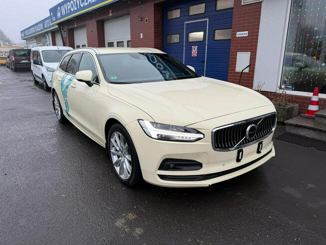 Volvo V90 2.0-198KM Bogate wyposażenie Okleina- kolor czarny