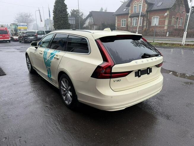 Volvo V90 2.0-198KM Bogate wyposażenie Okleina- kolor czarny