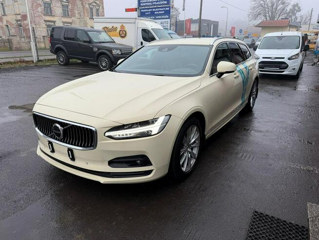 Volvo V90 2.0-198KM Bogate wyposażenie Okleina- kolor czarny