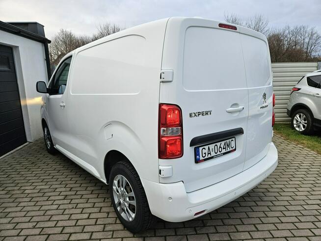 Peugeot Expert 2.0 HDI 122KM L1 bdb stan ZADBANY bdb wyposażenie Jumpy Proace