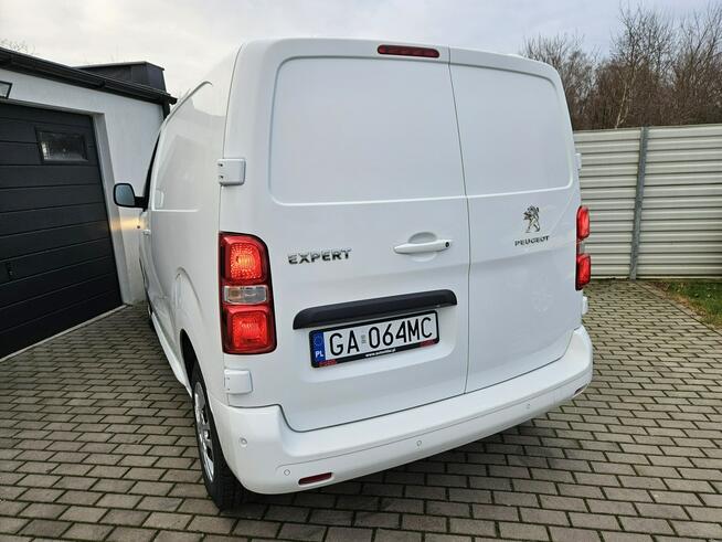 Peugeot Expert 2.0 HDI 122KM L1 bdb stan ZADBANY bdb wyposażenie Jumpy Proace