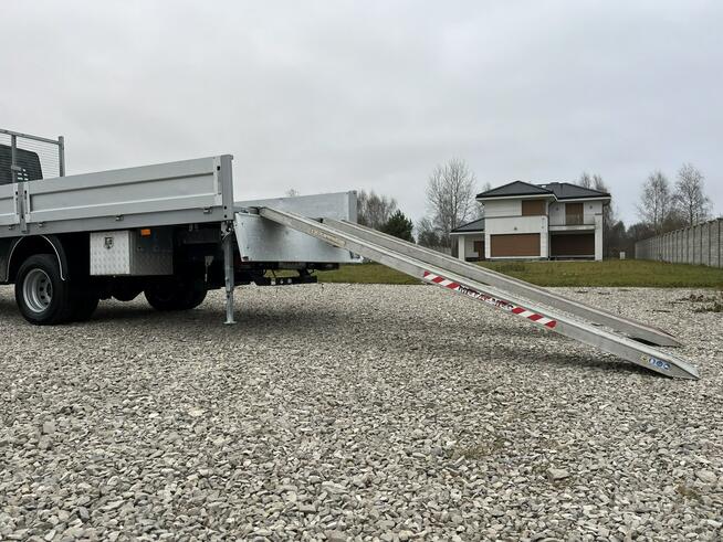 Iveco Daily 70C18 7-osobowy Doka_Brygadowy Skrzynia_5m + HAK 3.0/180KM