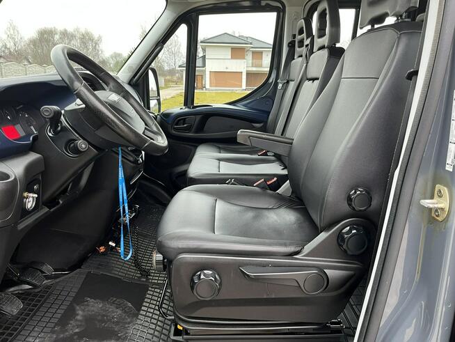 Iveco Daily 70C18 7-osobowy Doka_Brygadowy Skrzynia_5m + HAK 3.0/180KM