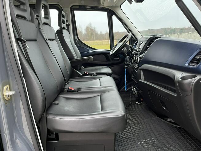 Iveco Daily 70C18 7-osobowy Doka_Brygadowy Skrzynia_5m + HAK 3.0/180KM