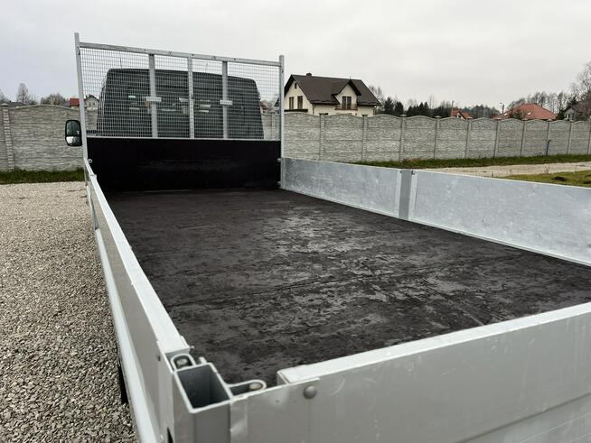 Daily 70C18 7-osobowy Doka_Brygadowy Skrzynia_5m + HAK 3.0/180KM