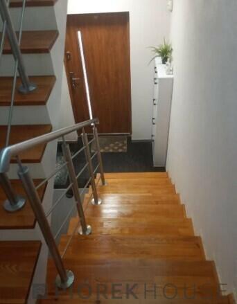 Dwupoziomowe mieszkanie w Markach