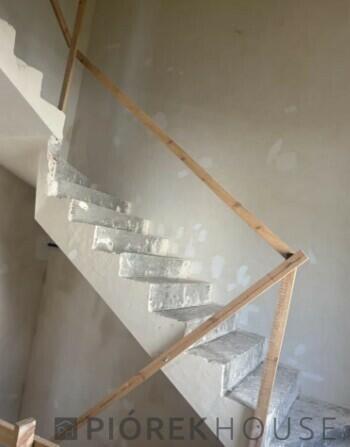 Dwupoziomowe mieszkanie na Wawrze