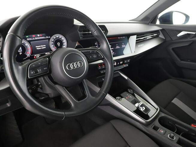 Audi A3 lift S-Tronic full LED klima auto navi virtual cocpit czujniki parkowa