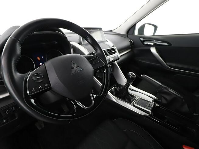 Mitsubishi Eclipse Cross klima auto kamera i czujniki parkowania multifunkcja