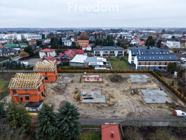 Kameralne osiedle - Stara Iwiczna