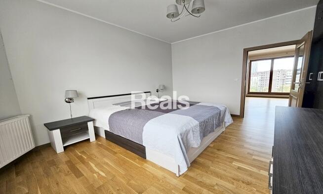 4 POKOJE, 2 ŁAZIENKI, GARAŻ, KOMÓRKA, DUŻY BALKON