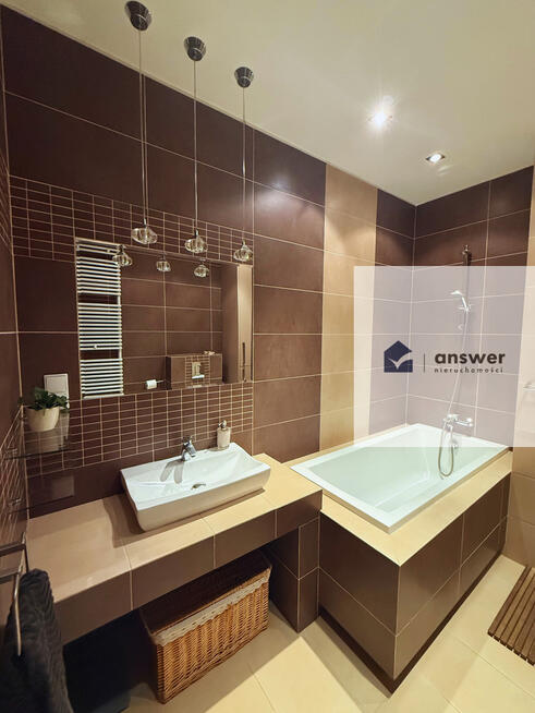 Przestronne mieszkanie z dużym balkonem i piwnicą