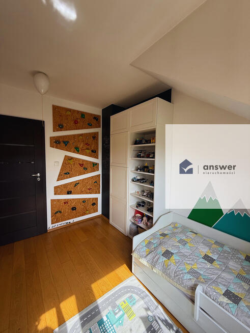 Przestronne mieszkanie z dużym balkonem i piwnicą