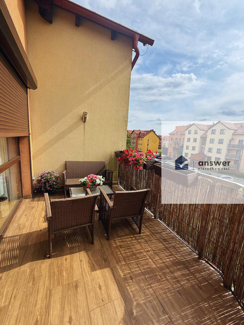 Przestronne mieszkanie z dużym balkonem i piwnicą