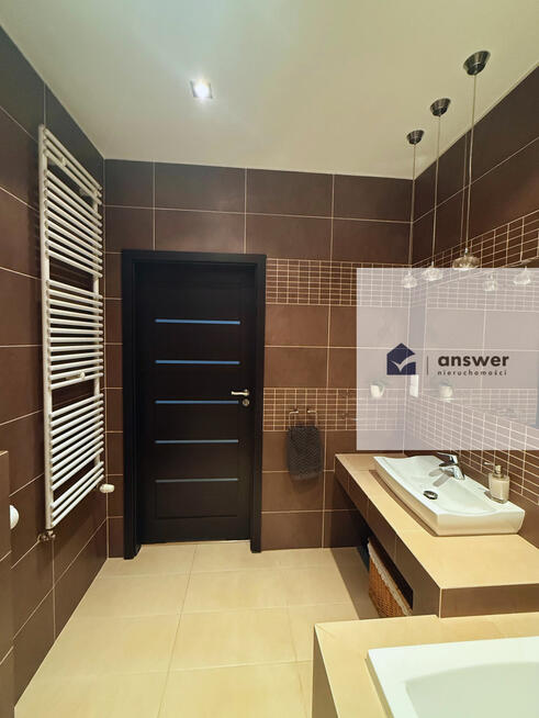 Przestronne mieszkanie z dużym balkonem i piwnicą