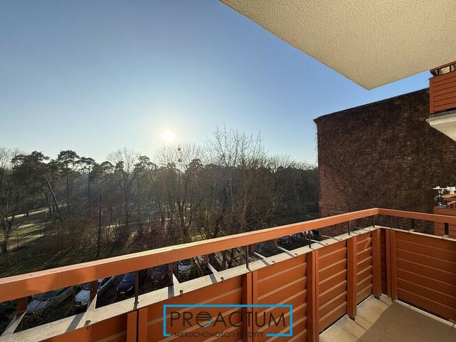 67 m2, 4 pokoje z widokiem na Park! Po remoncie!