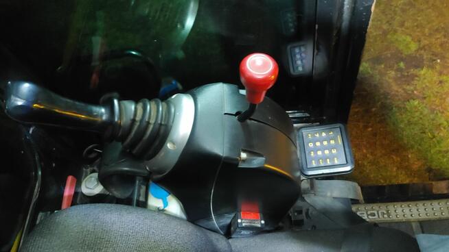 JCB 16 C-1 z 2019 rok, 1031 mtg, zadbana, super stan, rozsuw