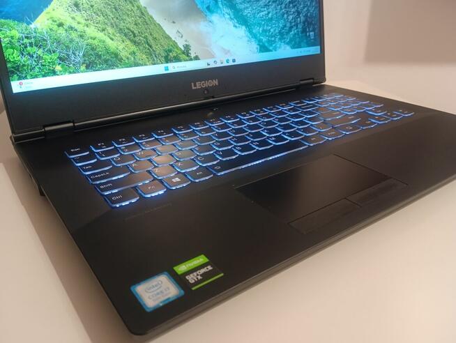 Lenovo Y540-17IRH/17,3FULLHD IPS/i7-9750H/Windows 11/16GB