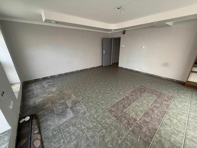 Mieszkanie o pow. 78.80m2, parter, do remontu, ul. Fabryczna